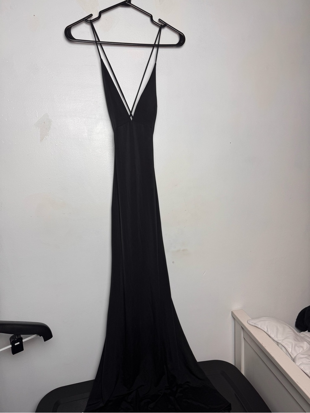 Black long dress with open back detail size-Medium